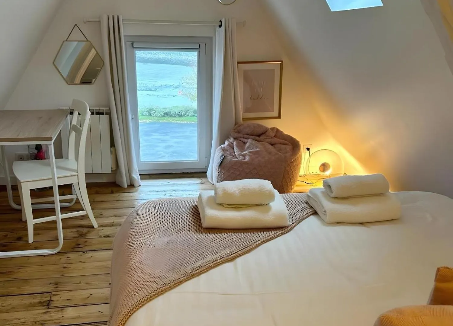 La Maison Du Phare Плерен Франция