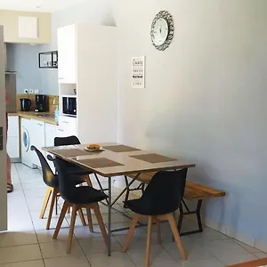 Appartement 100 Metres De La